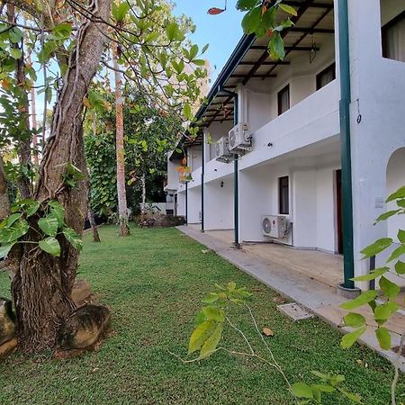 Villa Birdlake Hikkaduwa Exterior foto
